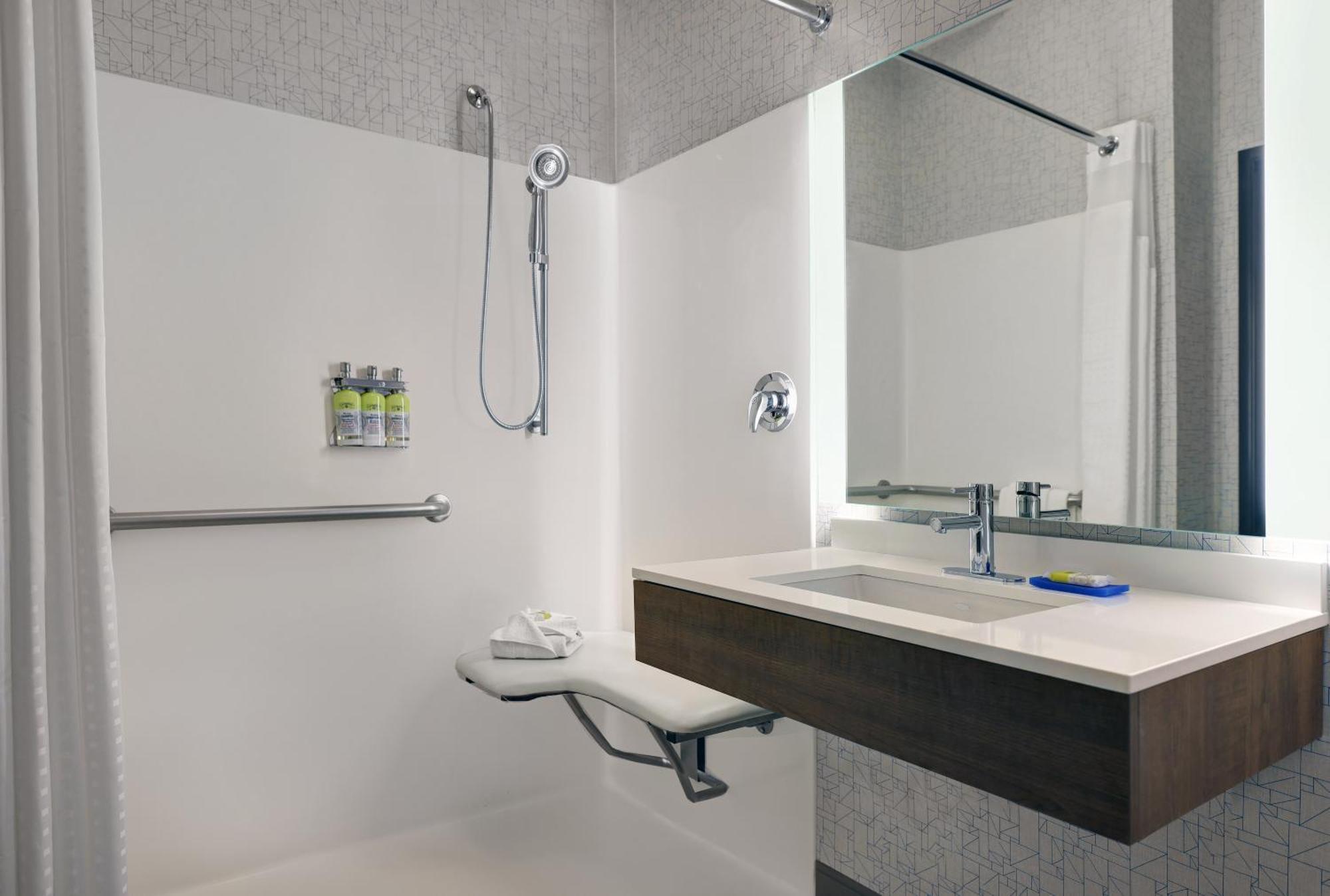 King Room Mobility Accessible